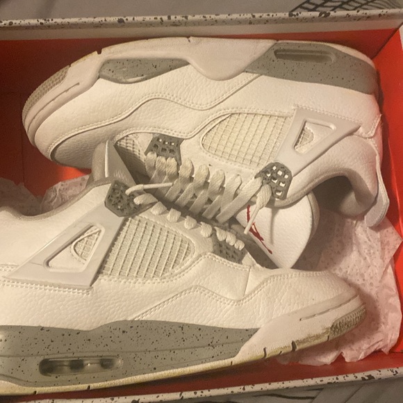 Jordan 4 Oreos - Picture 4 of 4